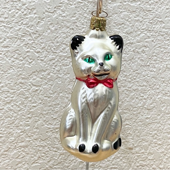 Vintage Christborn White Cat with Red Bow Hand Blown Glass Christmas Ornament - Picture 10 of 15